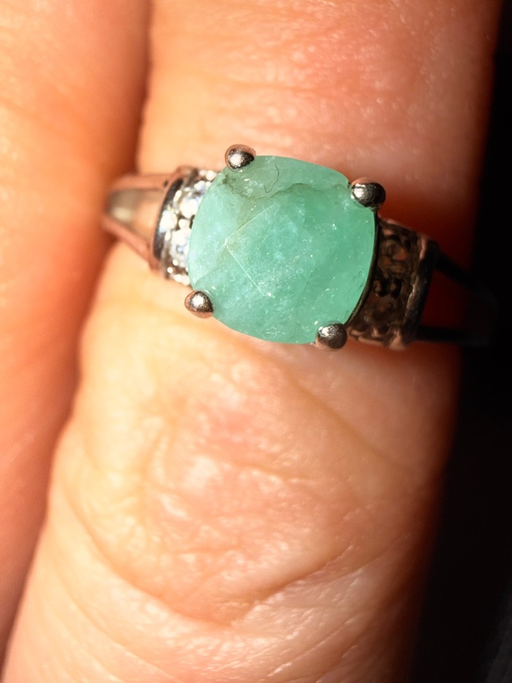 Stunning Natural Emerald & Platinum-Plated Sterling Silver Ring - Size 7